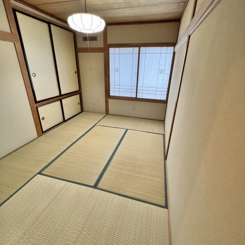 山田ハイツの和室