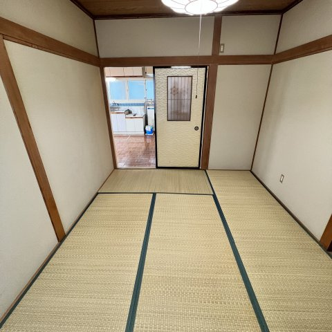 山田ハイツの和室