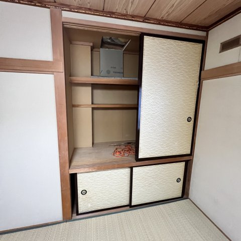 山田ハイツの和室