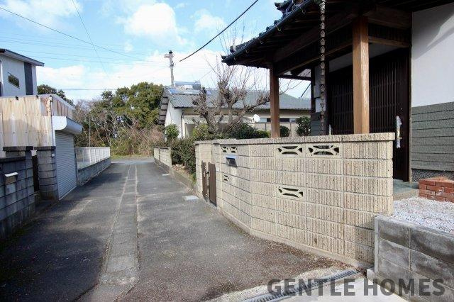 大刀洗町大字高樋戸建の前面道路含む現地写真