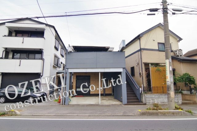 越谷市花田店舗付き住宅