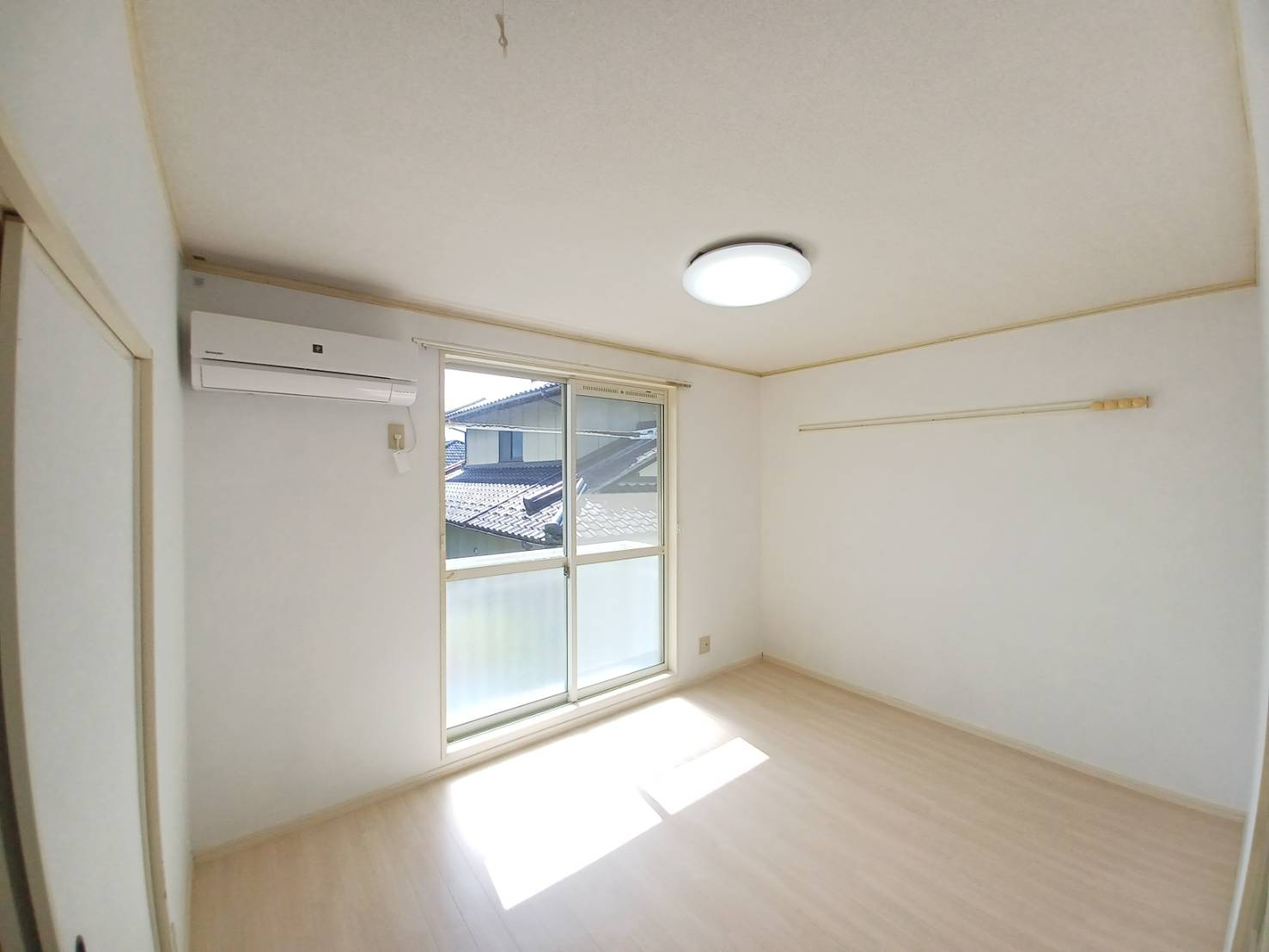 グリーンズホリデイAの洋室