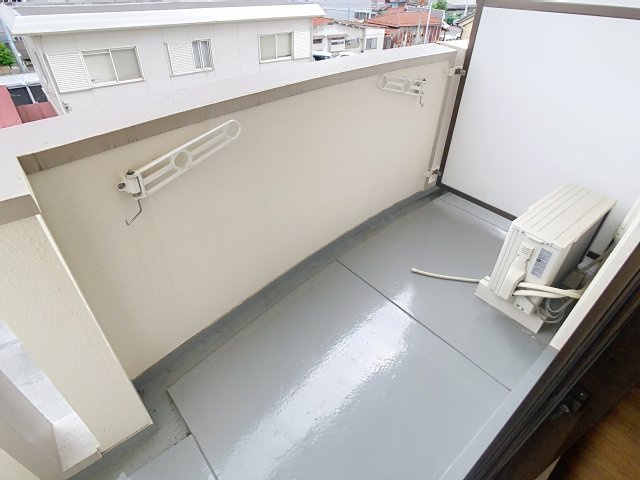 ラ・フランスマンション本町のバルコニー