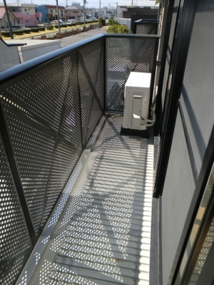 【バルコニー】 | ボヌール | ＜ボヌール＞