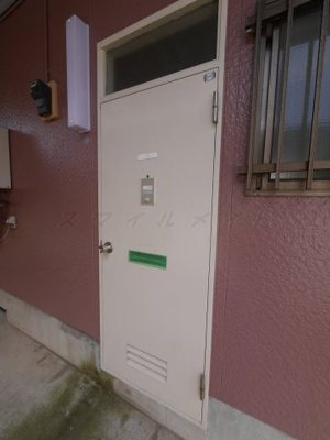 【エントランス】 | ドミール片岡