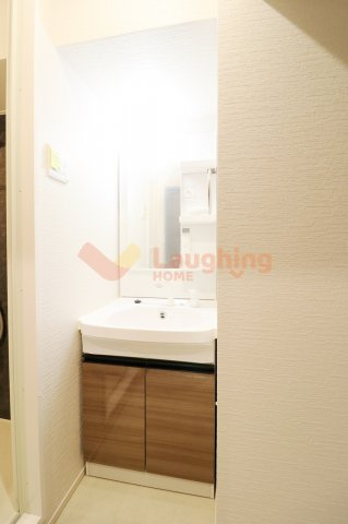 RESIDENCE花畑の洗面所|落ち着いたトイレです