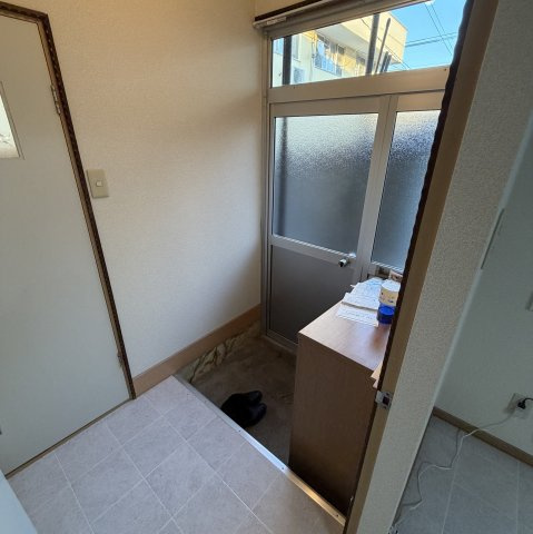 フジナカコーポⅦの玄関