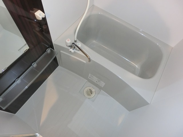 大阪市淀川区新北野３丁目の賃貸マンションの浴室