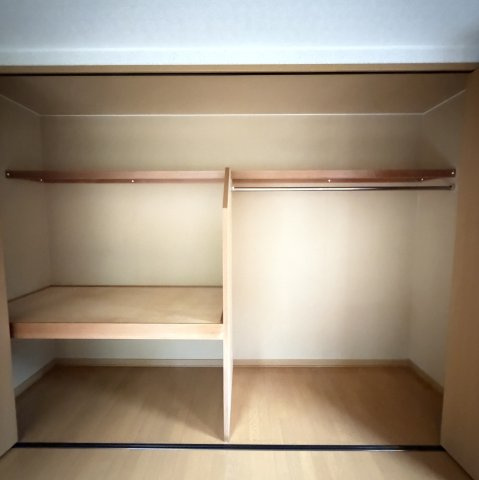 グリーンハイムの収納|こまごまとしたものを収納できそうですね