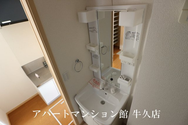 サンセールアダチの独立洗面台