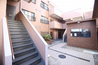 【エントランス】