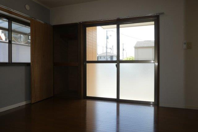 フリージア倉敷の居間・リビング|洋室