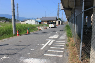 【前面道路含む現地写真】