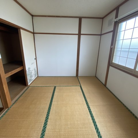 三和アパートの和室