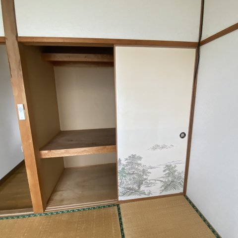 三和アパートの収納