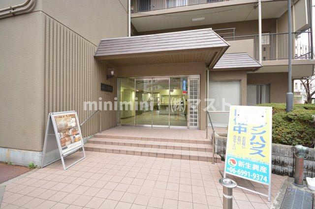 ファミール阿波座のエントランス