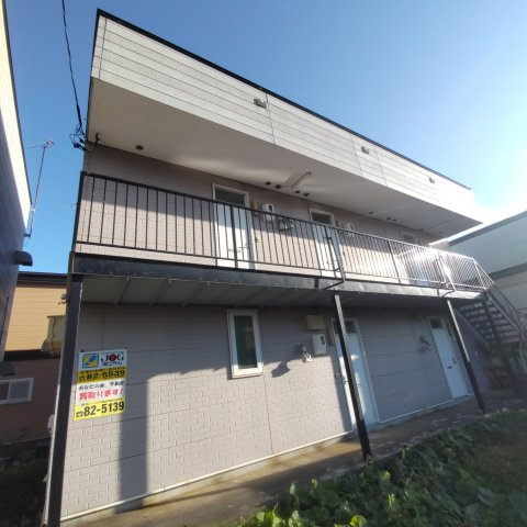 ハイツカーヤのエントランス