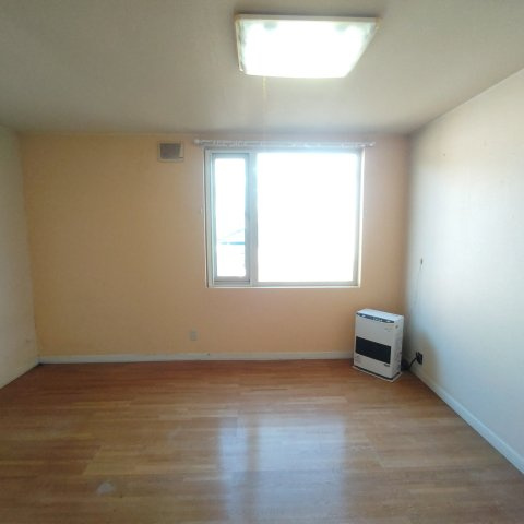 ハイツカーヤの居間・リビング