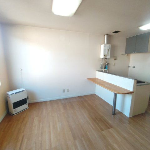 ハイツカーヤの洋室