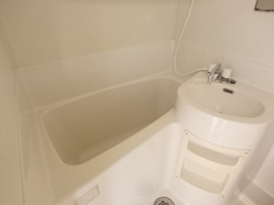 【浴室】 | モンセリーチェ甲東園 | 一日の疲れを癒すバスルーム