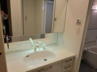 【独立洗面台】