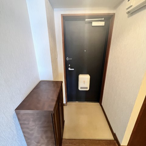 プラザユーホームの玄関