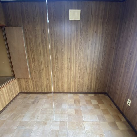 登別市栄町1丁目13-2戸建の内装