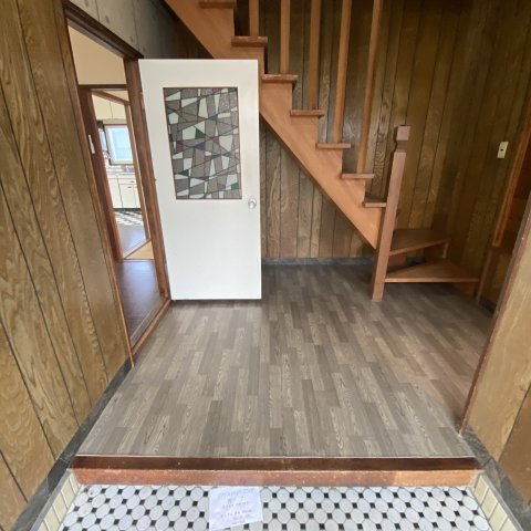 登別市栄町1丁目13-2戸建のロビー