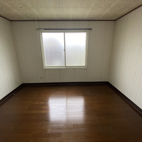 登別市栄町1丁目13-2戸建の内装