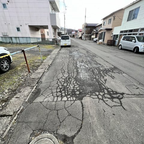 住吉アパートの駐車場|駐車場に車を止められます