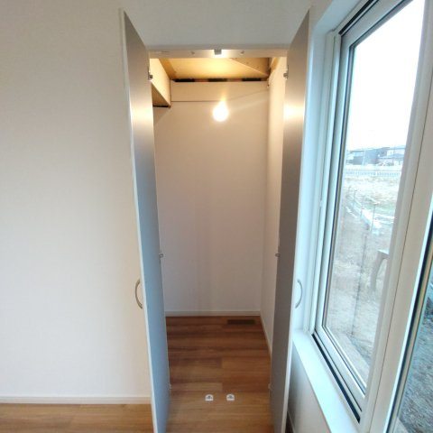 登別市鷲別町２丁目４１－５戸建Ⅱの収納