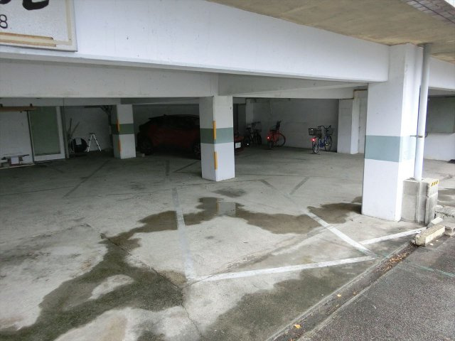 佐竹ビルの駐車場|佐竹ビル