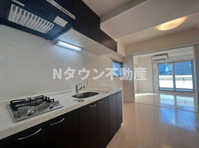 【キッチン】 | エステムプラザ名古屋駅前プライムタワー | きれいなキッチンです