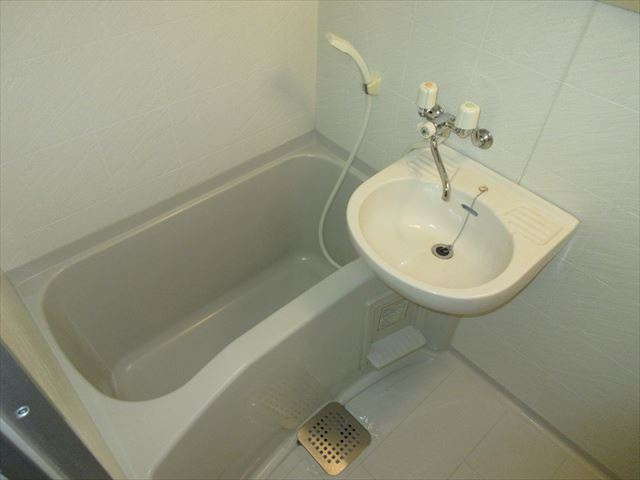 casa桜・千種の浴室|casa桜・千種（カーサ桜・千種）