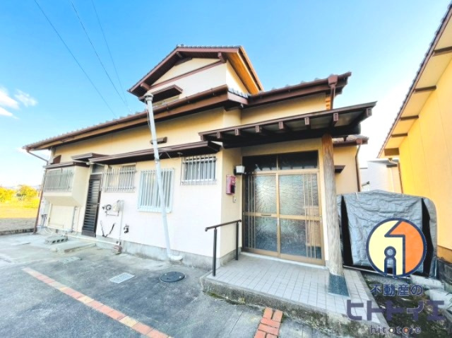鶴田借家の外観