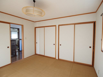 【和室】 | 中古戸建 南向台１丁目 | 2階日本らしい落ち着いた雰囲気の和室です。