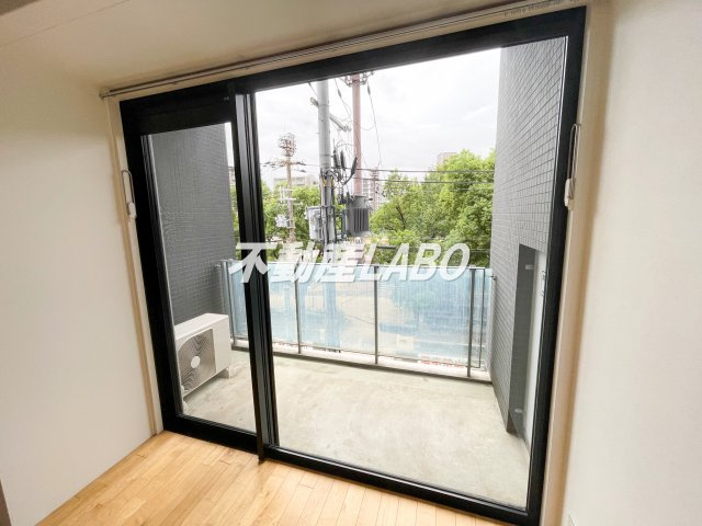 WISTERIA GARDENのバルコニー