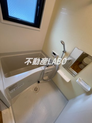 WISTERIA GARDENの浴室