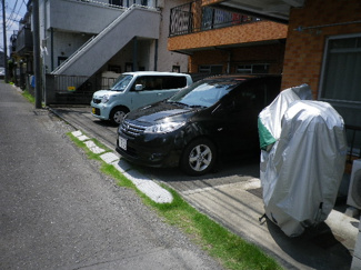 【駐車場】