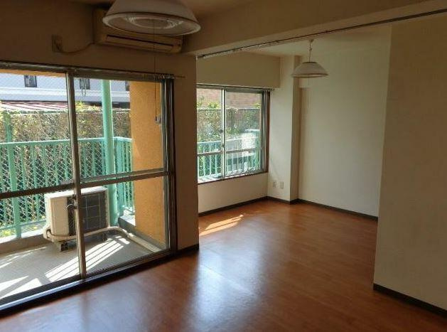 ファーストウッド新小岩の居間・リビング|別部屋、参考写真になります