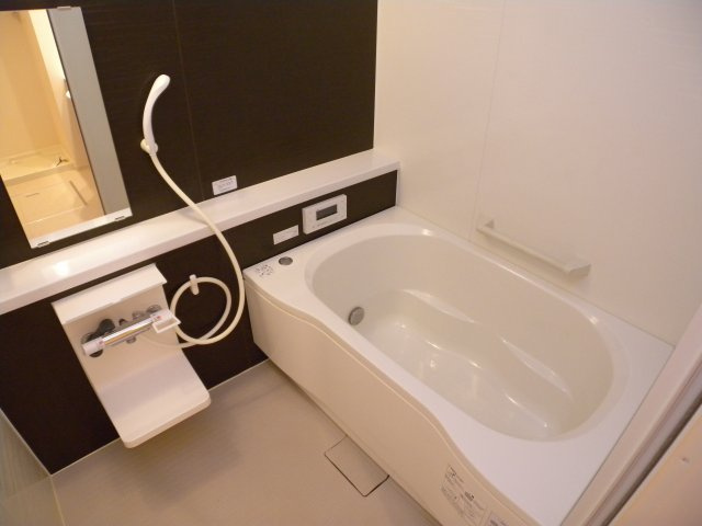 サニーハイツ大村の浴室