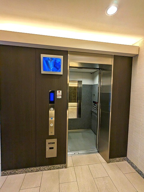 ザ・パークハビオ浅草駒形の設備|防犯モニター付セキュリティエレベーターです
