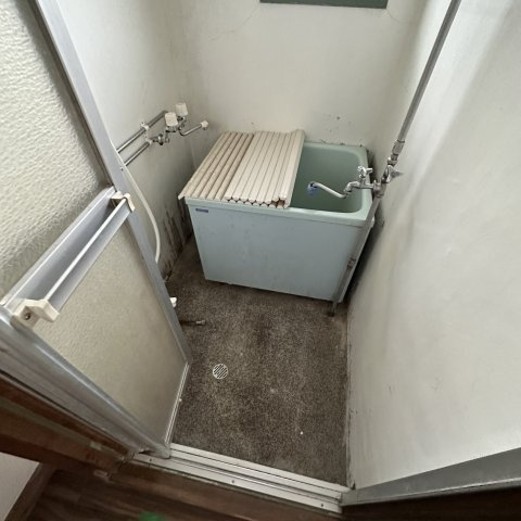 登別マンションの浴室