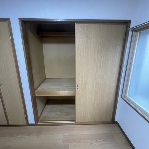学）ハイツ新生の収納