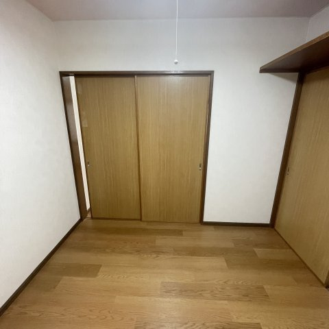 学）ハイツ新生の内装