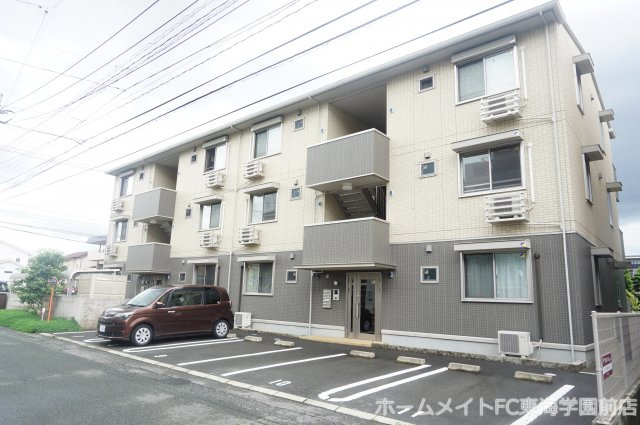 熊本市東区長嶺南３丁目のアパート