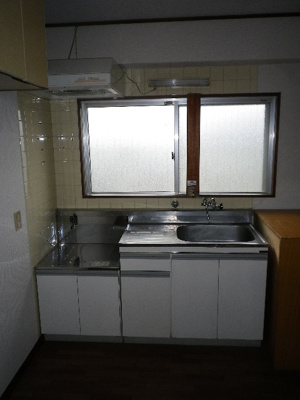 【キッチン】 | アベニューハイツ石川