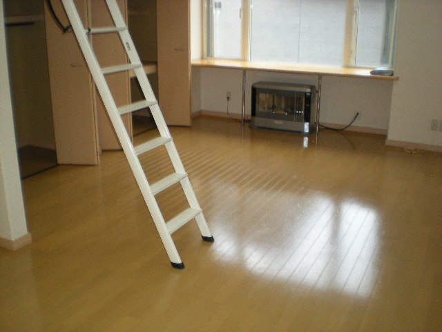 コーポ　ポレールの居間・リビング