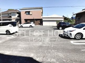 【駐車場】 | 駐車場があるので、車を買う予定の方も安心です