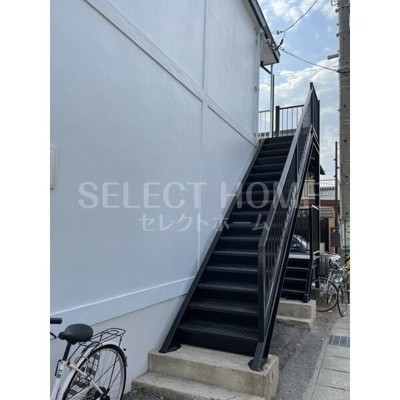 【エントランス】 | グランブルー（宇頭町） | 毎日通るエントランスはこのようになっています